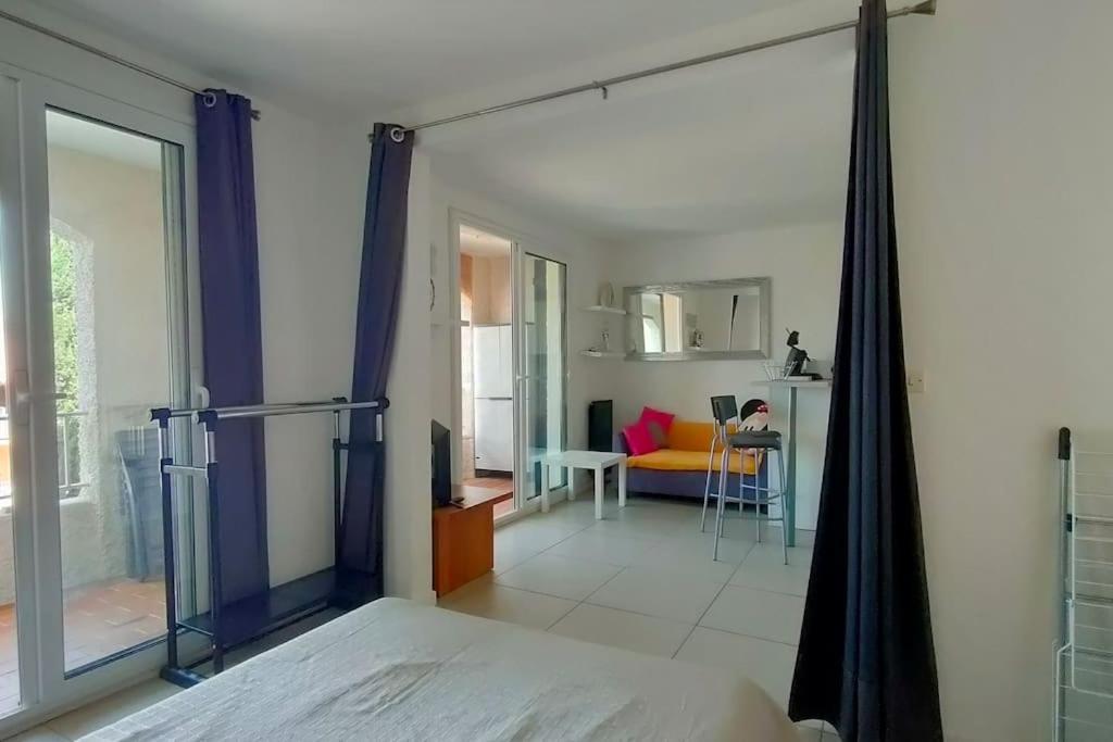 Brad'S House. Apartment Saint-Cyr-sur-Mer Bagian luar foto